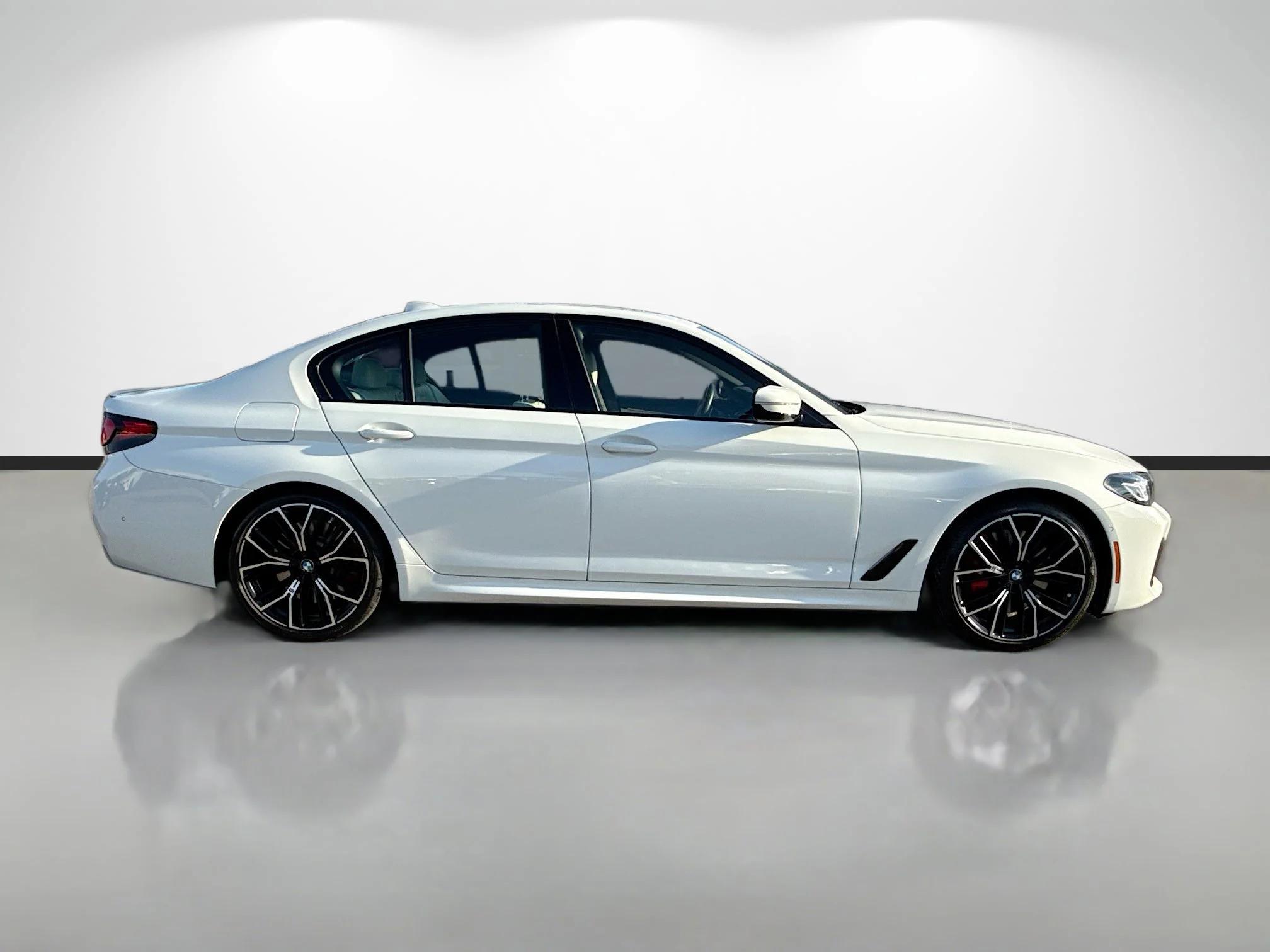 bmw 5 series 2023 WBA53BJ03PCL90539 image bmw 5 series 2023 WBA53BJ03PCL90539 image
